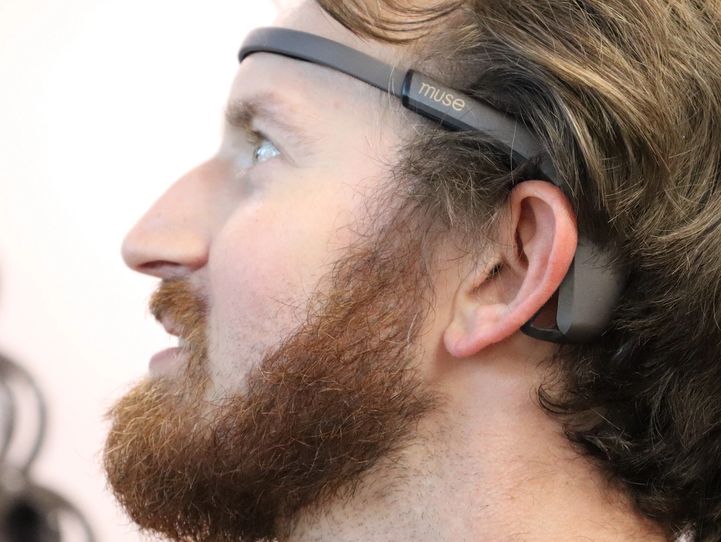 Fitting the headband on a participant