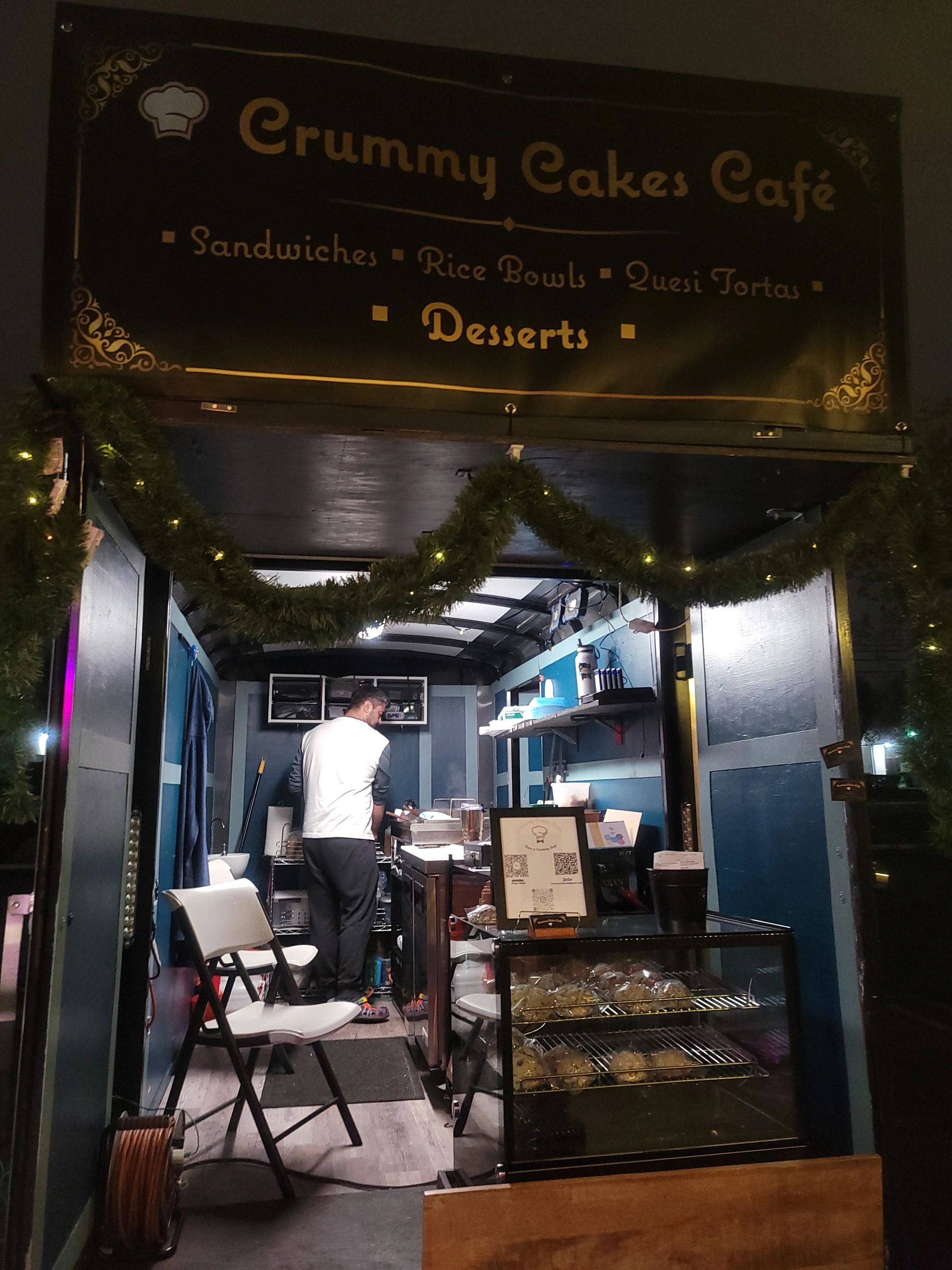 Crummy Cakes Cafe