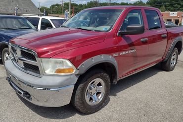 2012 Ram 1500 Crew Cab ST
4WD
V8,  HEMI, 5.7
179,000 MILES
$8975.