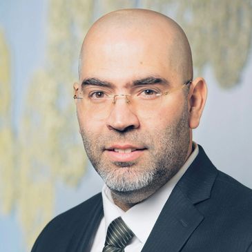 Portrait of Professor Saeed Amal, Chief Scientific Officer of Santovia Path AI.