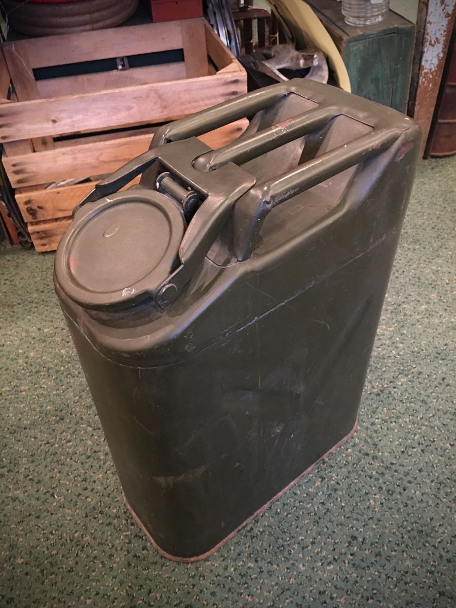 U.S. Military Water Can