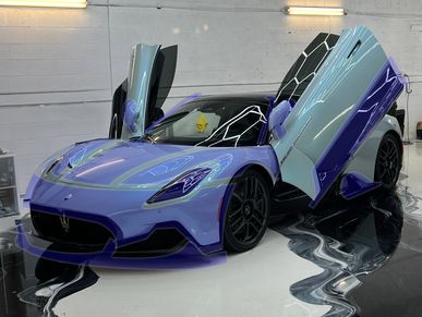 Maserati MC20 Cielo Convertible wrapped in the track beast pack