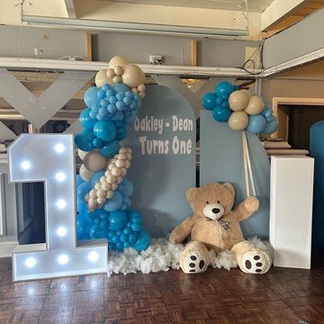 Teddy bear event decor 