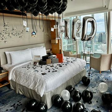 Hotel room decoration 