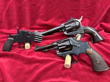 Schuler Reform Pistol .25 cal, Smith & Wesson .32 S&W,  Hawes .357