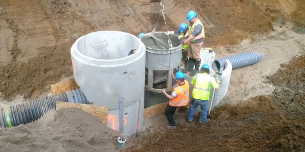 Storm water interceptor construction