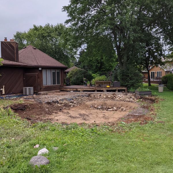 We removed the above ground pool and demolished the deck and removed the debris in Greenville 54942.