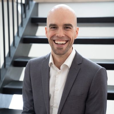 Professional headshot of Nelson real estate agent Scott Miller