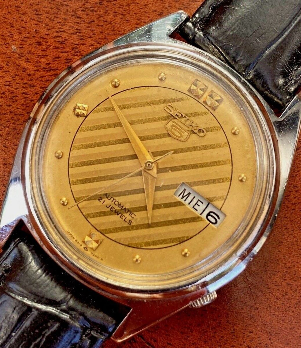 SEIKO 5 AUTOMATIC GENT'S FROM 1988. SUPERB DIAL, GOOD CONDITION, CALIBER  6309.