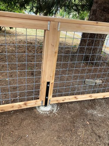 Utility panel style, Portland Oregon cedar fence installation 