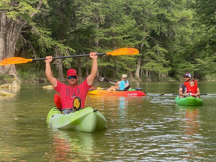 Picture of man in kayak on the Frio River.