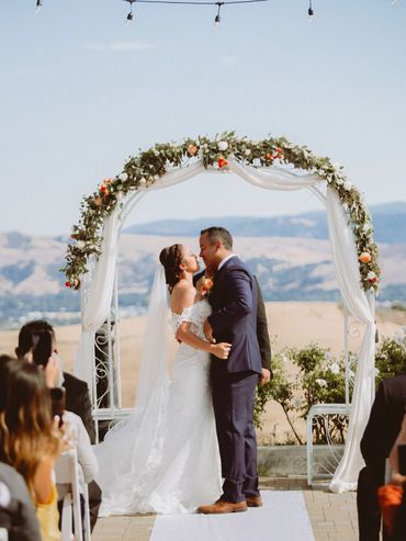 The Ranch at Silver Creek weddings Wedgewood weddings San Jose CA peach wedding florals florist 