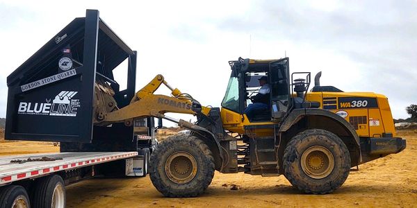 WA 380 Loader Blueline Rock Grizzly Rock Screen Rock Screener Dirt Screen Rock And Dirt separator