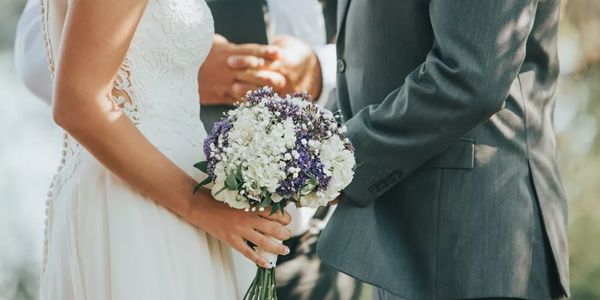 Picture of Bride and groom wedding