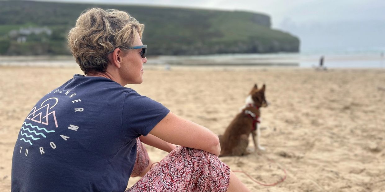 Aly & Rollo her border collie on Gorran Haven beach