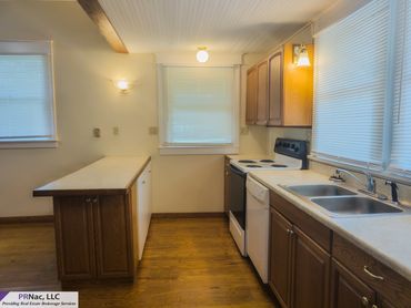 PRNac-LLC-Now-Leasing-431-North-Fredonia-Street-Unit-B-Nacogdoches-TX-75961-2-Bedroom-Apartment