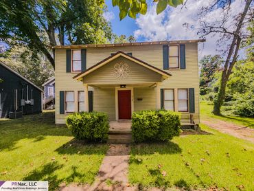 PRNac-LLC-Now Leasing-618-Price-Street-Nacogdoches-TX-75961-4-Bedroom-House