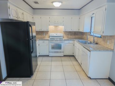 PRNac-LLC-Now-Leasing-3906-Red Oak-Drive-Nacogdoches-TX-75965-3-Bedroom-House
