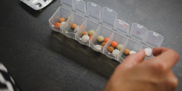 Filling pill boxes