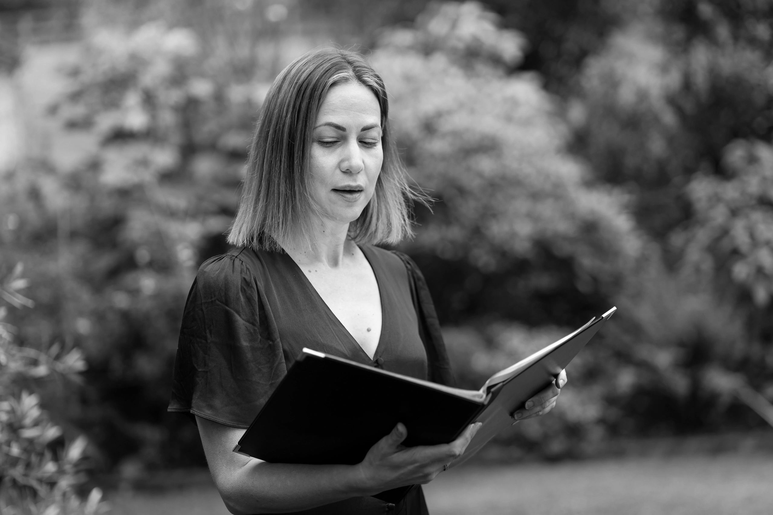 South West.  Bath. Frome, Somerset. Wiltshire. Destination. Wedding Celebrant.  Funeral Celebrant. 
