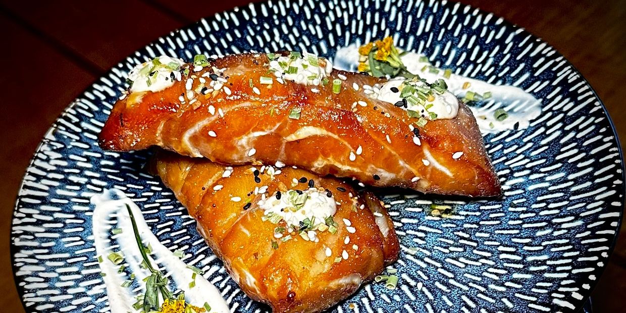 Smoked grouper fish on plate with tarter sauce
