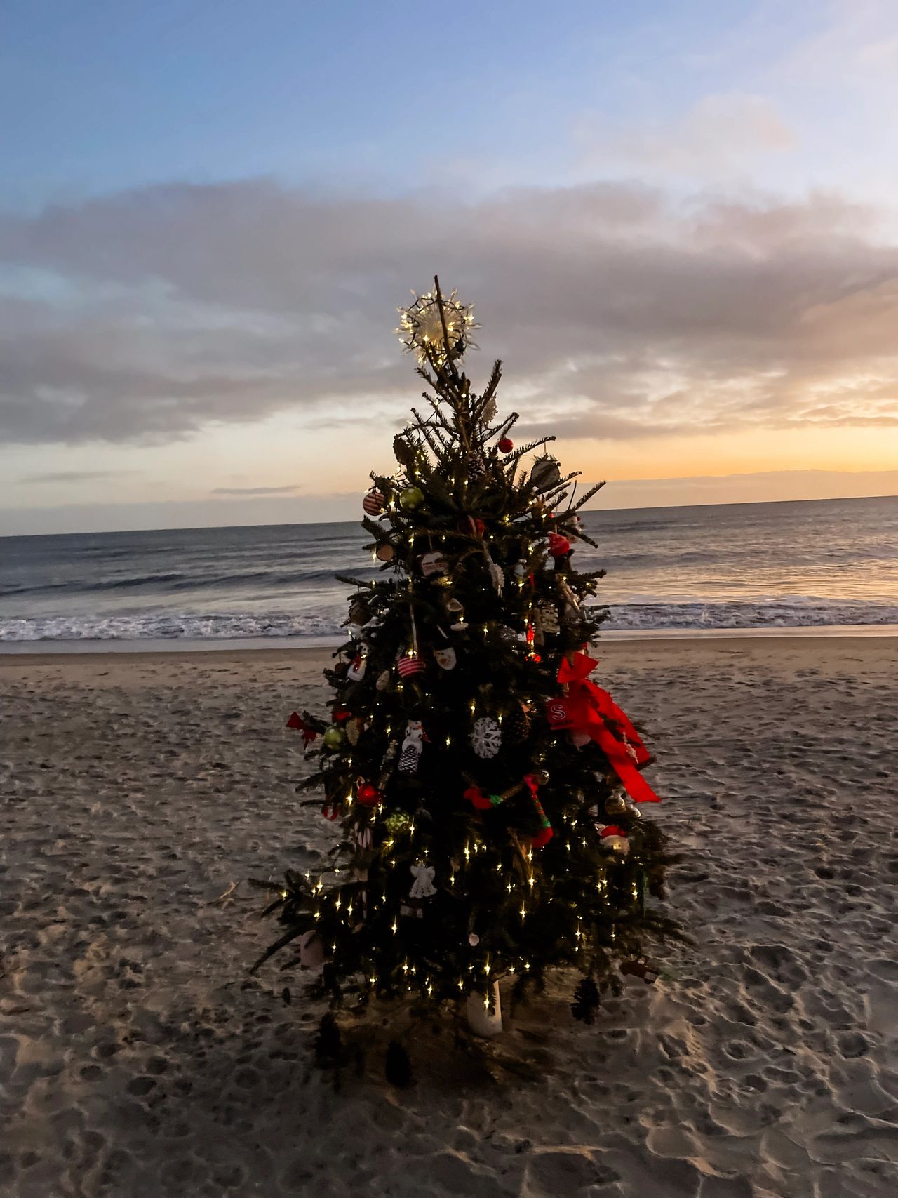 ❄️ December on Oak Island: A Peaceful Winter Escape by the Sea