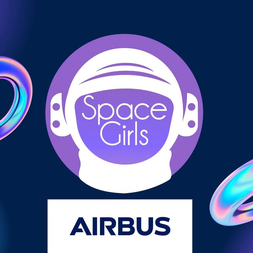 Female staff from Airbus IT encounter the students to present their professional career