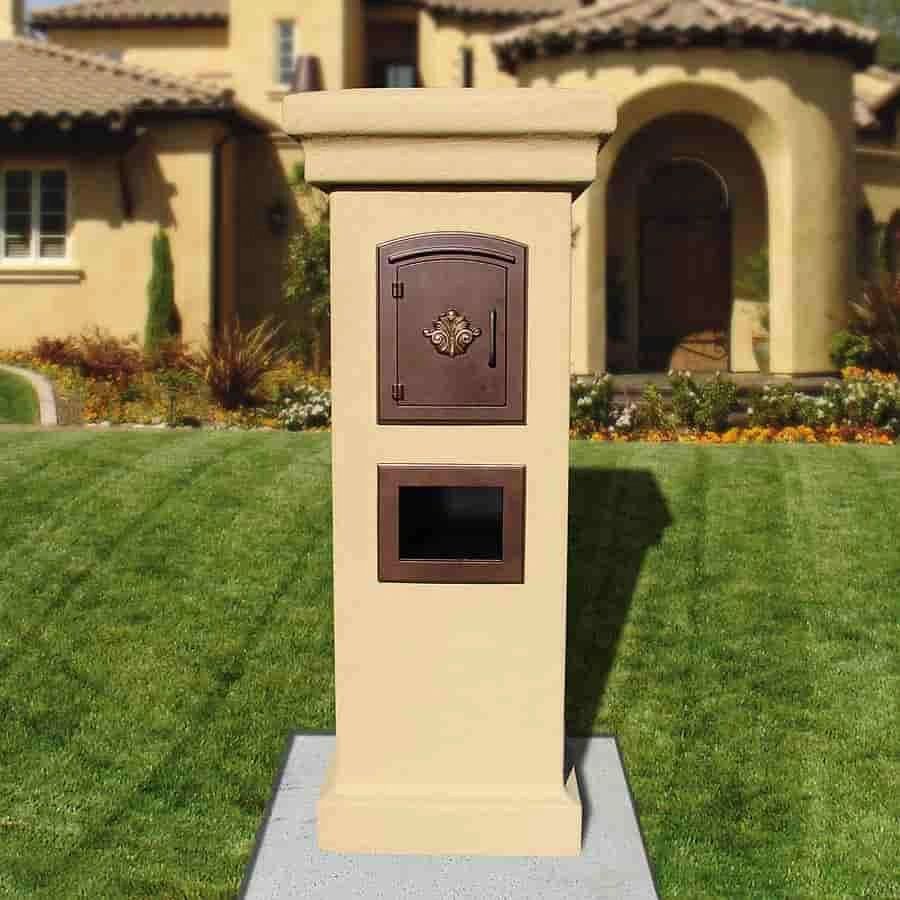 Manchester Column Mount NonLocking Mailbox
