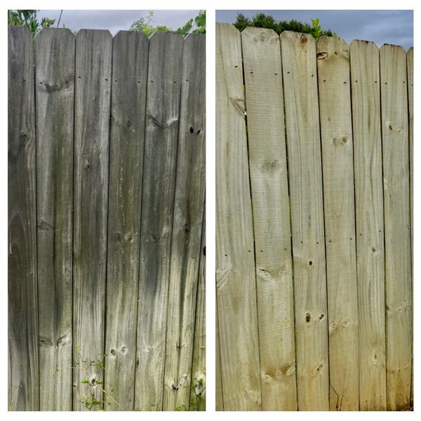 Wood fence cleaning service Dothan AL Best fence cleaning service Dothan AL fence washing Dothan AL