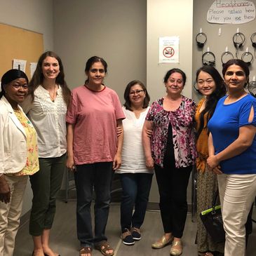 Heather Savazzi with workshop participants