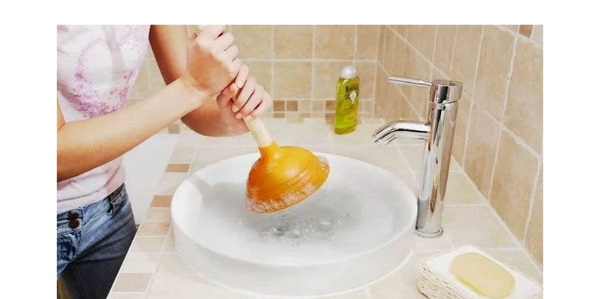 PLOMBIER POUR DÉBLOCAGE DE LAVABO