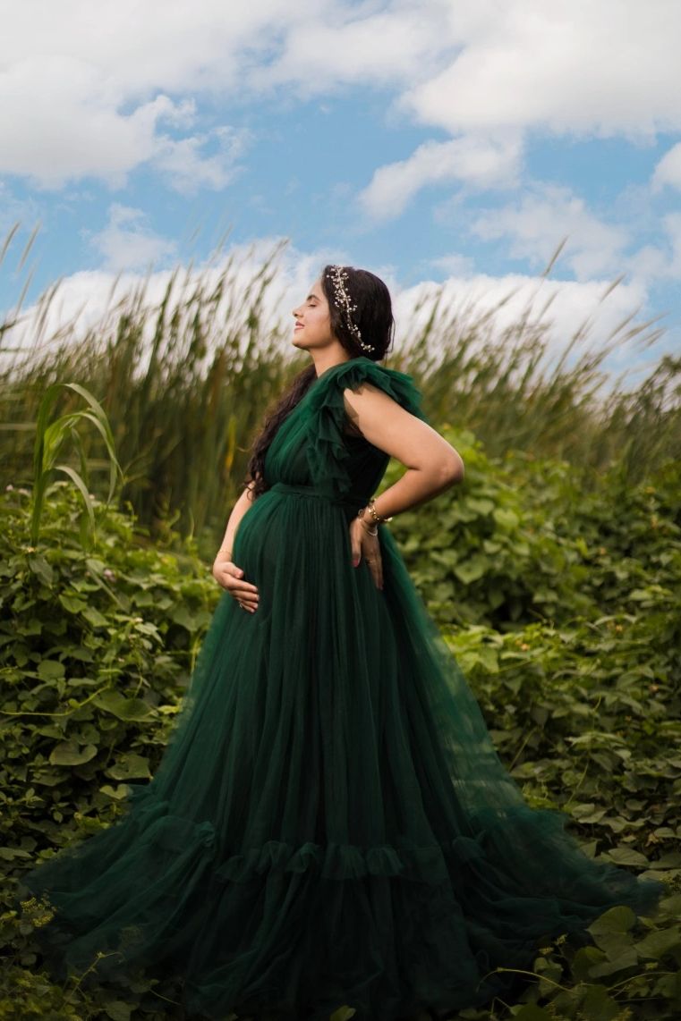 Best Maternity photoshoot Dresses