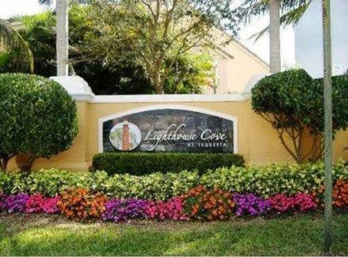 Lighthouse Cove at Tequesta