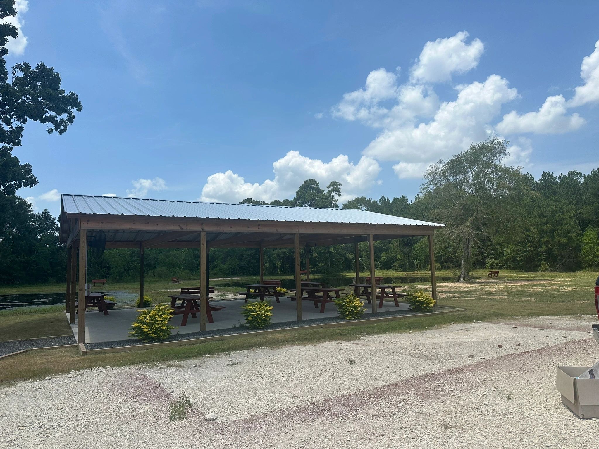 HWY 321 RV Park RV park in Cleveland, TX (photo 1)