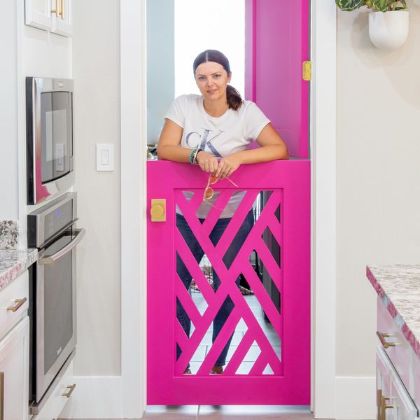 Sandra Mijan interior designer in Las Vegas during a one-time design consultation.