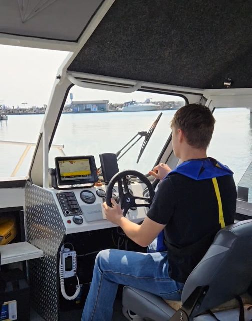 Close Quarter Maneuvers and Docking Practice at Hammond Marina/photo courtesy of Boat Safe Chicago docking practice learn to dock a boat boat training dock a boat boat training practice docking learn to park a boat 