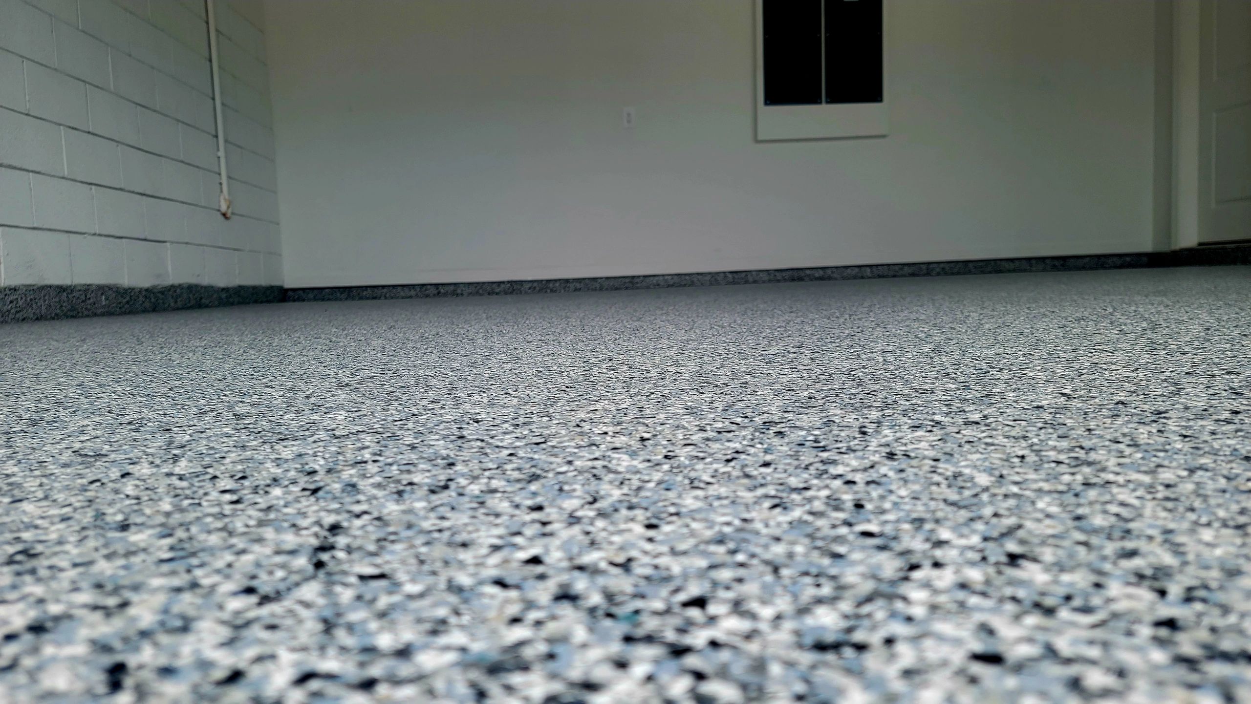 SEAMLESS EPOXY FLOOR