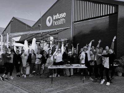 Photo of members celebrating at a members community event.