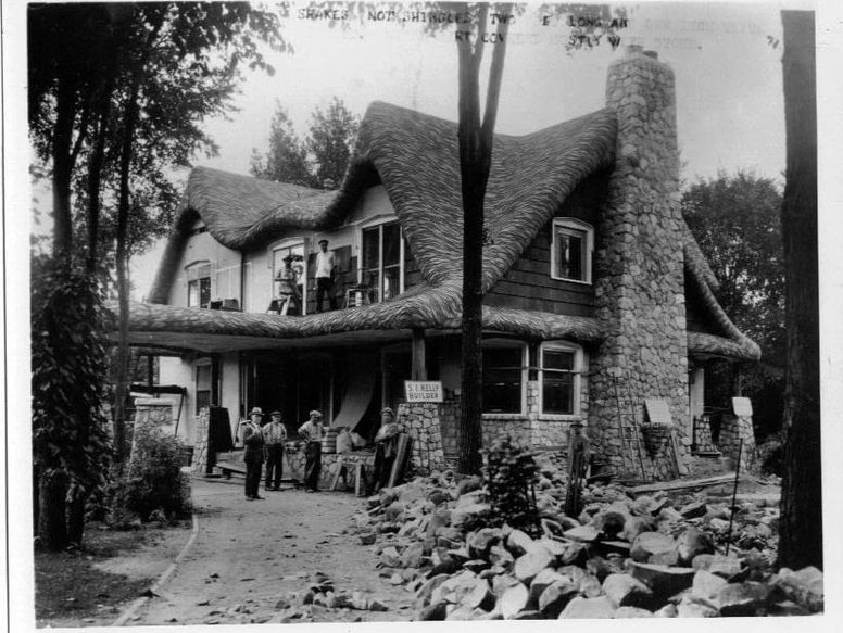 Season 3 Premiere — The Man Behind the W.J. Moore House

