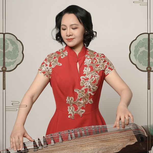 Ada Wong
Guzheng Performer & Cultural Music Specialist