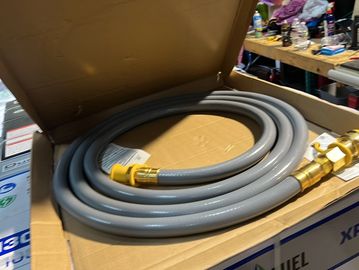 DuroMax XP15000HXT Generator with gas line connection