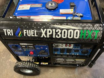 DuroMax XP13000HXT Tri Fuel Generator