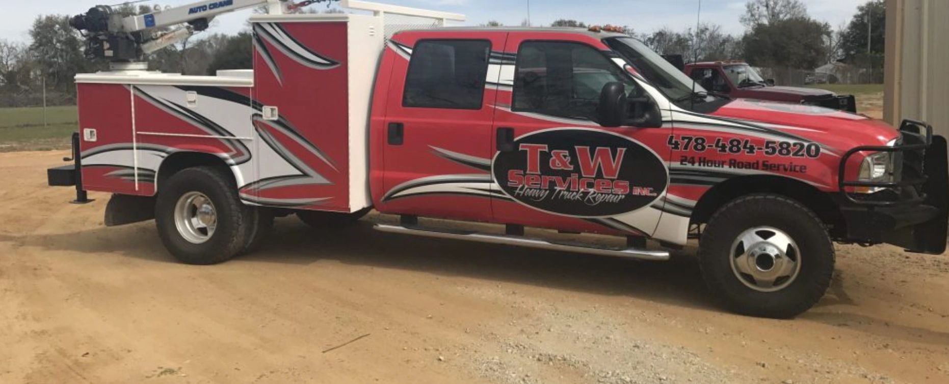 T&W Services, Inc logo