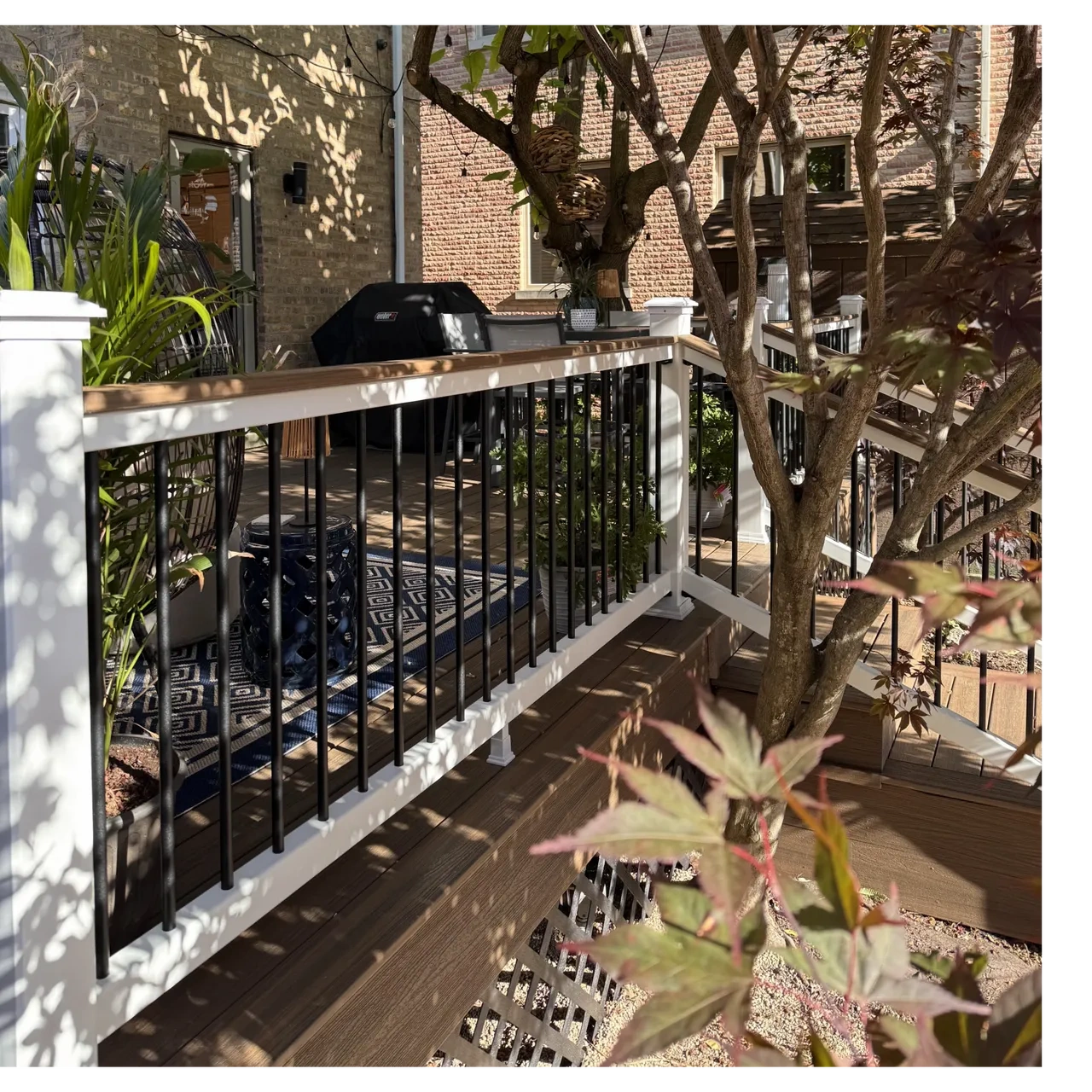 Backyard composite deck with railing built by an Evanston deck builder, Chicago Luxury Decks