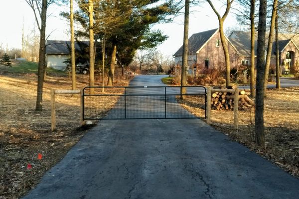 Dog Park woven wire dog fence. 