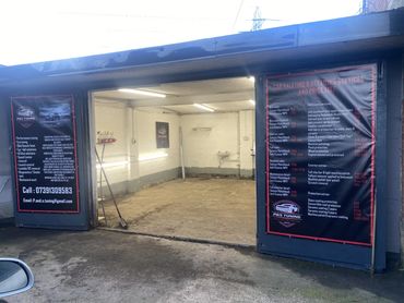 Detailing/remapping bay in Towcester. 