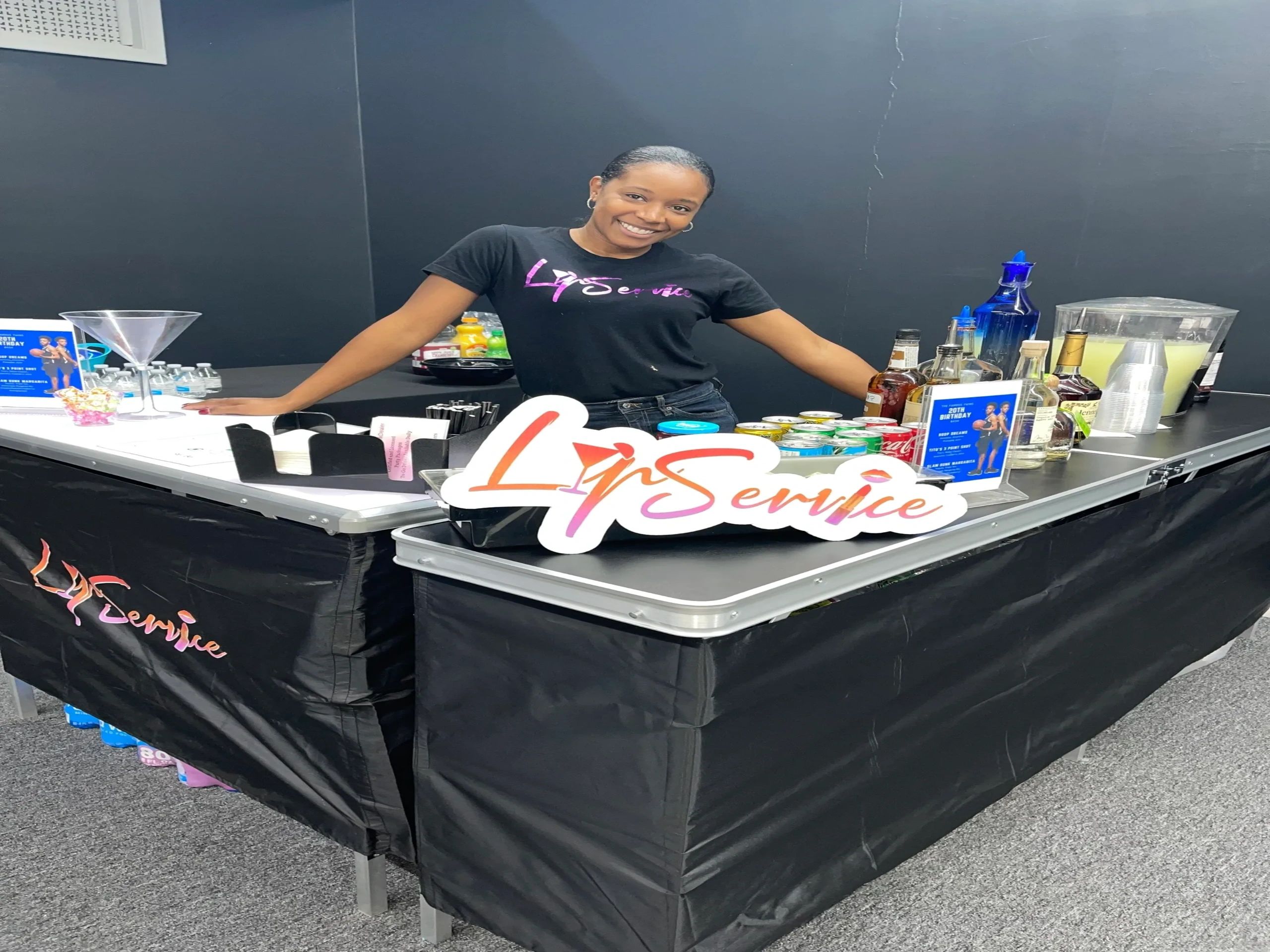 Mobile Bartender, Drinks LipService Bartenders Detroit, Michigan