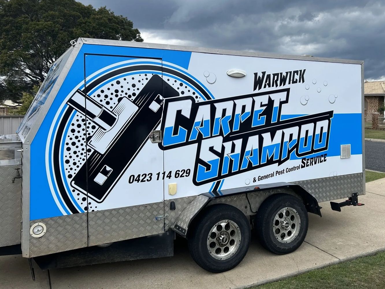 Warwick Carpet Shampoo cleaning trailer for carpet and tile cleaning services in Warwick QLD
