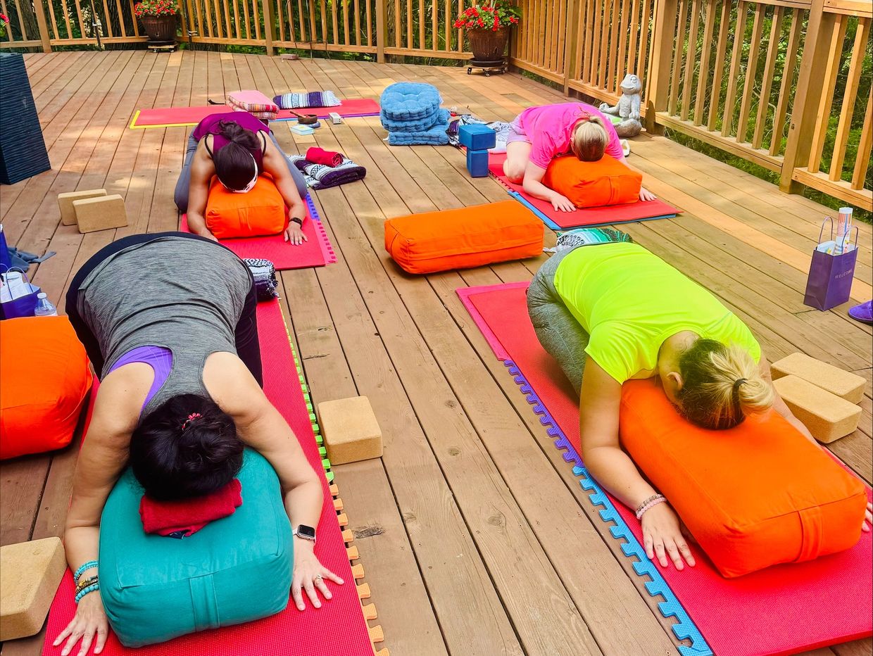 outdoor group yoga