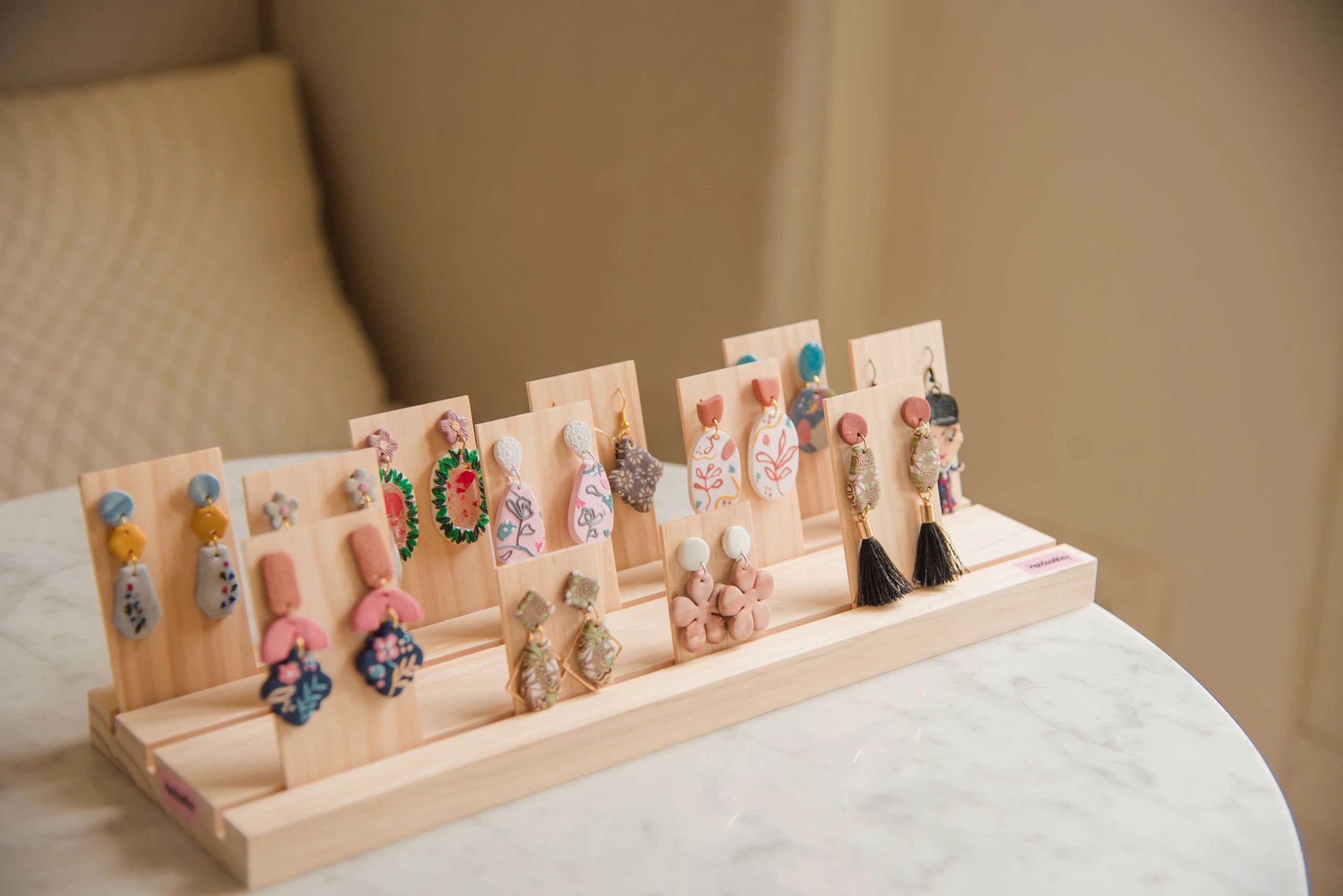 How to: Clay Earring Stand for Your Studs 